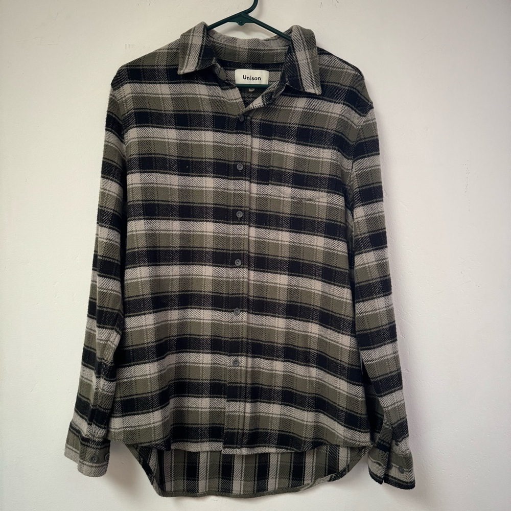 NWTO Unison | ‎ Men's Long Sleeve Patch Pocket Overshirt in Plaid, Small